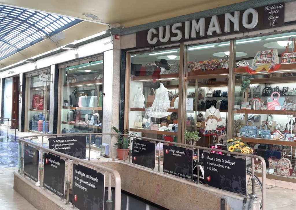 Vendita Locale commerciale Palermo - POLITEAMA/RUGGERO SETTIMO: LOCALE COMMERCIALE 60 MQ CAT. C/1 Località Libertà