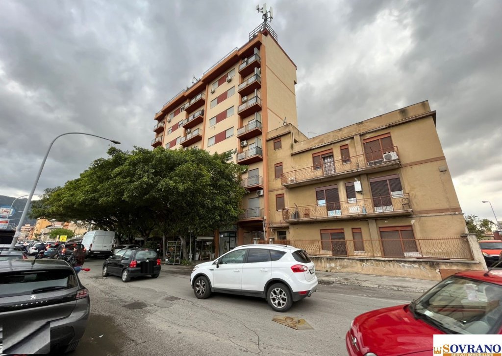 Appartamento trilocale in affitto  via Giafar 25, Palermo, località Brancaccio / Viale Regione Siciliana / Giafar / Forum / Ciaculli