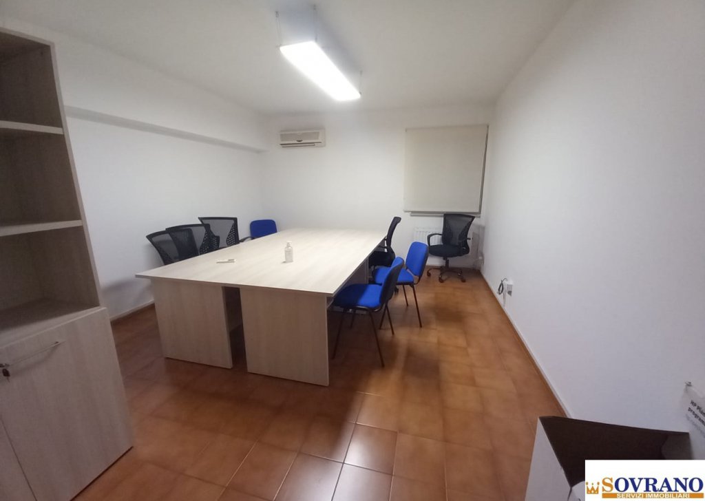 Ufficio in affitto  70 m², Palermo, località Galileo Galilei/Palagonia/Giotto