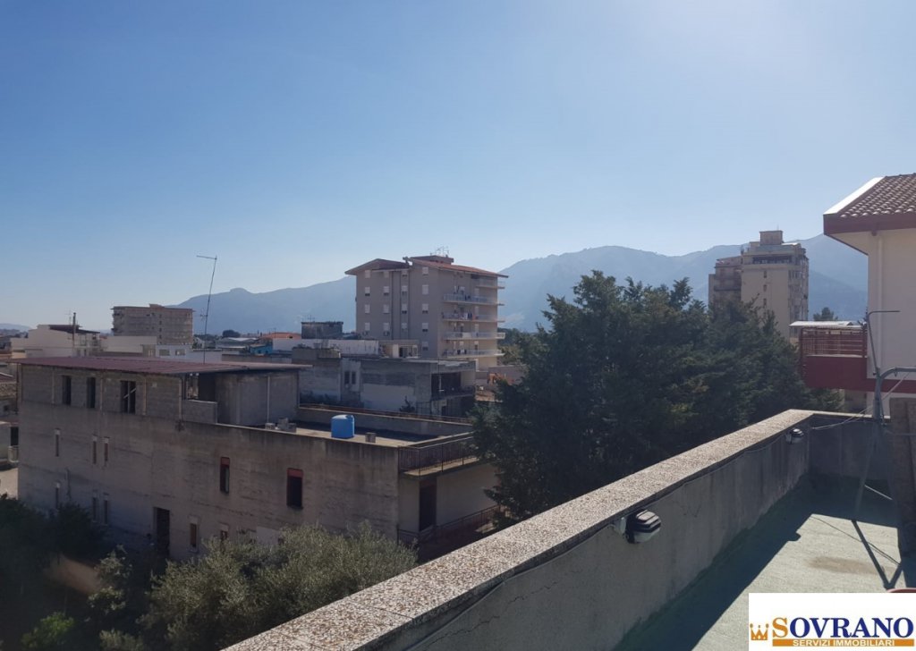 Vendita Appartamento Palermo - CALATAFIMI: IMMOBILE CON POSTO AUTO Località Calatafimi Alta / Paruta
