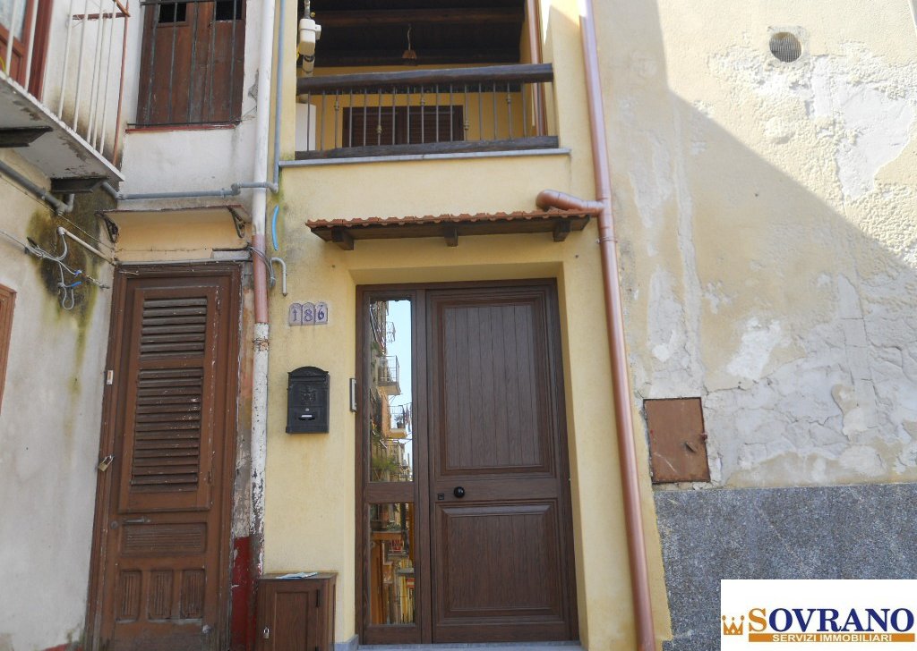Appartamento trilocale in vendita  via Dante 186, Carini, località Carini / Villagrazia Di Carini