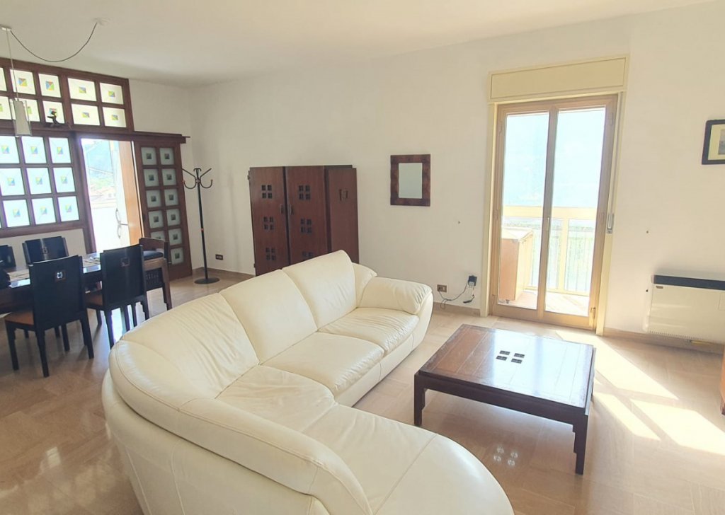 Appartamento trilocale in vendita  127 m² ottime condizioni, Monreale