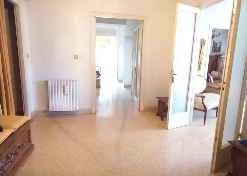 Appartamento in vendita  via Mariano Stabile 261, Palermo, località stabile/ungheria/politeama