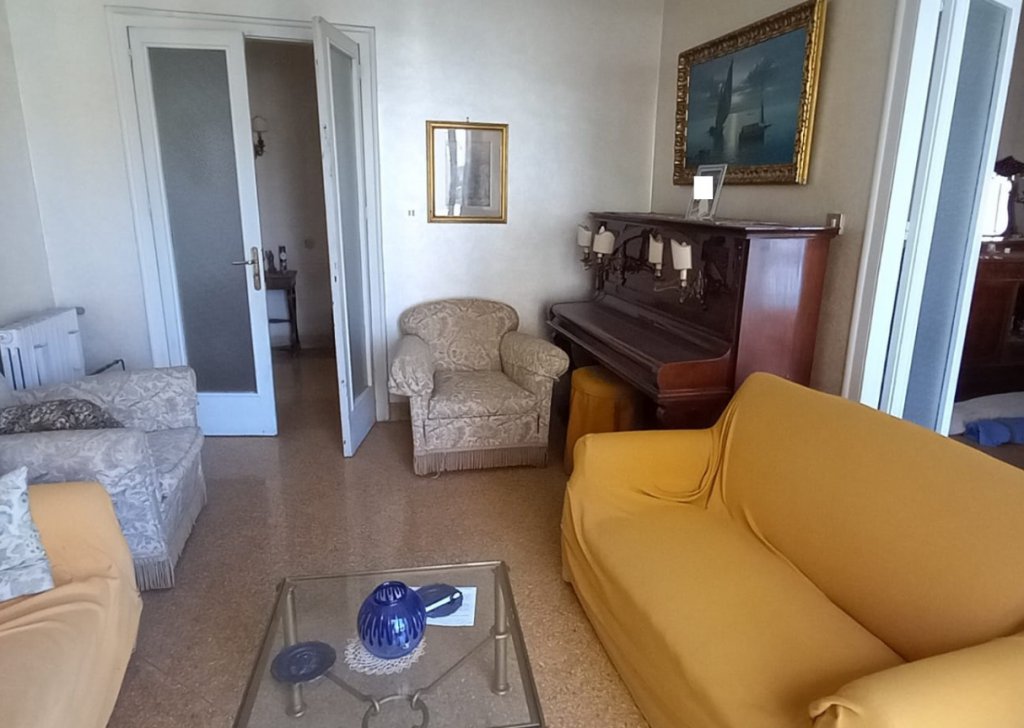 Appartamento in vendita  via Mariano Stabile 261, Palermo, località stabile/ungheria/politeama