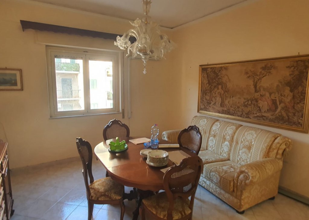 Appartamento trilocale in vendita  via Brancaccio 75, Palermo, località Brancaccio / Viale Regione Siciliana / Giafar / Forum / Ciaculli