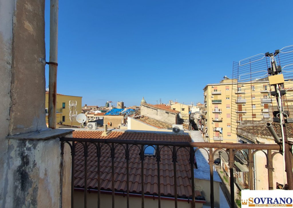 Vendita Appartamento Palermo - CENTRO STORICO: APPARTAMENTI 2°- 3° PIANO Località CENTRO STORICO/ALBERGHERIA