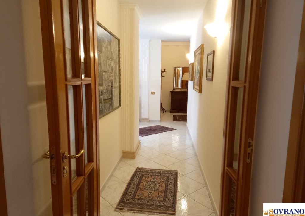 Vendita Appartamento Carini - CARINI: LUMINOSO APPARTAMENTO IN RESIDENCE CON POSTO AUTO Località Carini / Villagrazia Di Carini