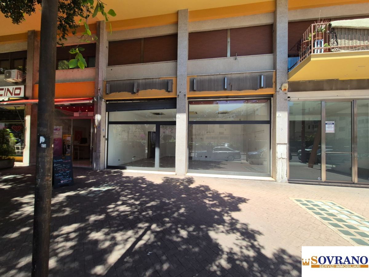 locale commerciale in vendita a Palermo